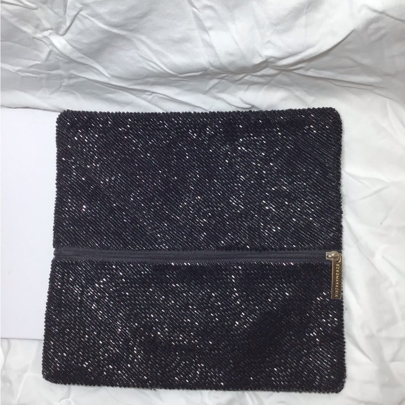 BCBG max azaria clutch - Picture 2 of 3